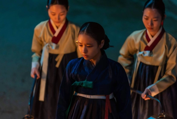 Кадр из дорамы Сова