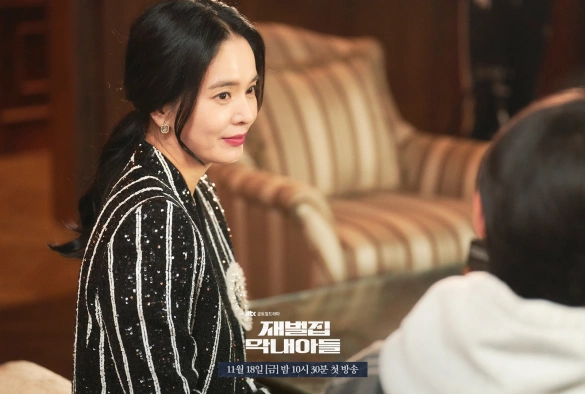 Кадр из дорамы Младший сын семьи чеболей