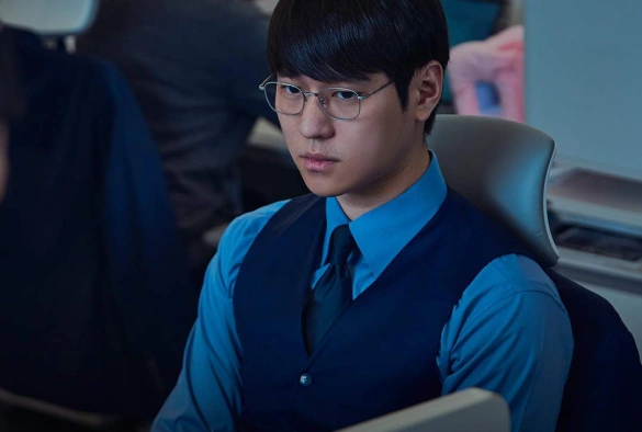 Кадр из дорамы Связь / Соединение