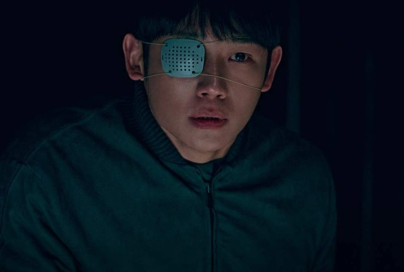 Кадр из дорамы Связь / Соединение