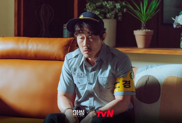 Кадр из дорамы Пропавшие 2 сезон: Другая сторона