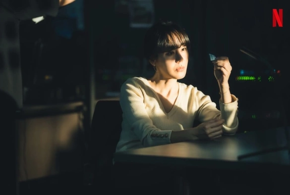 Кадр из дорамы Бумажный дом: Корея (2 часть)