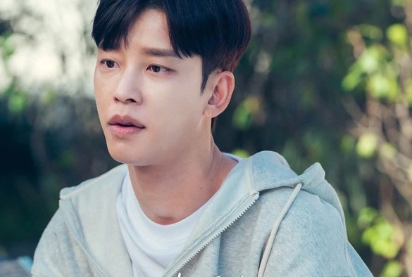 Кадр из дорамы Красный шарик