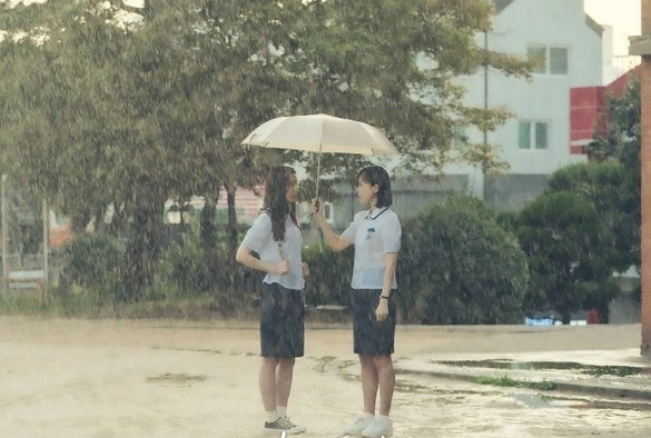 Кадр из дорамы Красный шарик