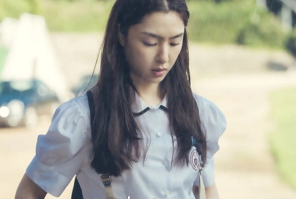 Кадр из дорамы Красный шарик