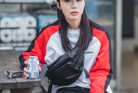 Кадр из дорамы Работай позже, пей сейчас 2 сезон