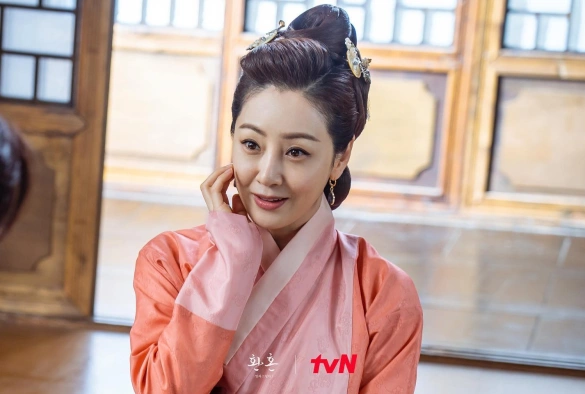 Кадр из дорамы Алхимия душ 2 сезон