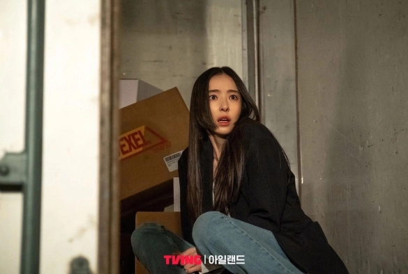 Кадр из дорамы Остров