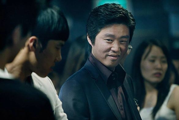 Кадр из дорамы Человек из ниоткуда