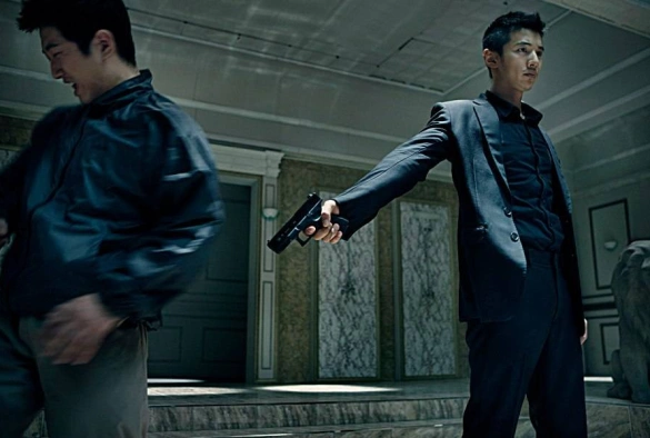 Кадр из дорамы Человек из ниоткуда