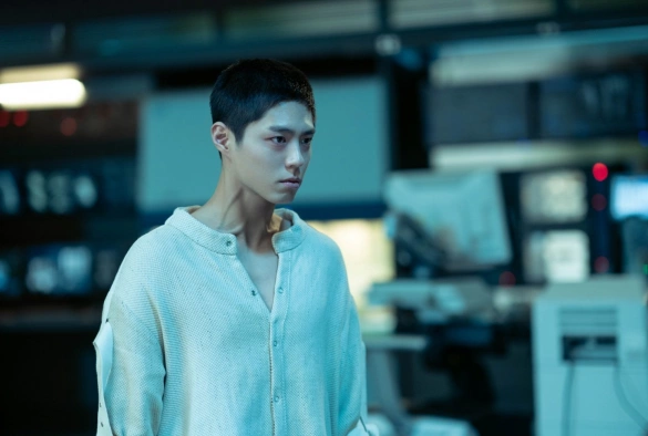 Кадр из дорамы Первый клон