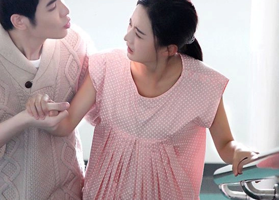 Кадр из дорамы Безумный Новый год