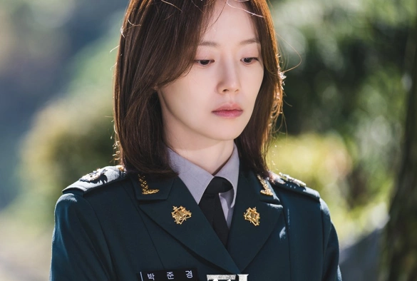 Кадр из дорамы Законные деньги