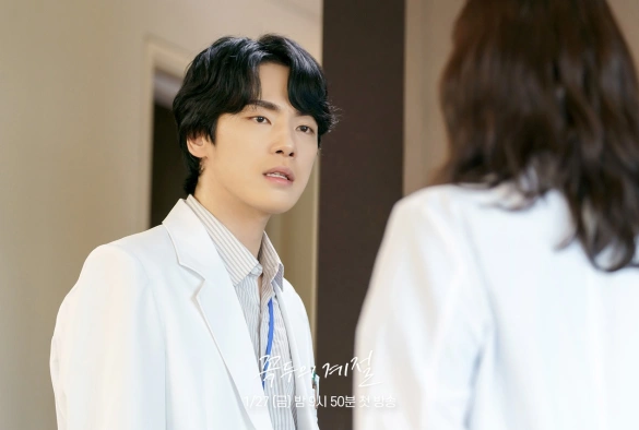 Кадр из дорамы Время Ккок Ду