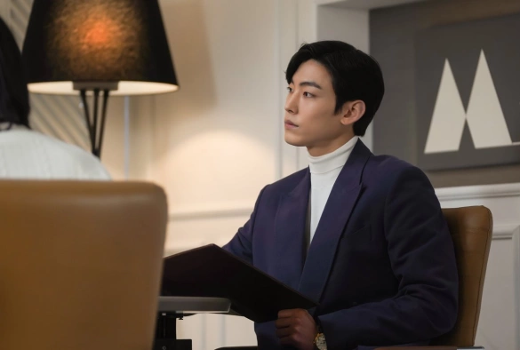 Кадр из дорамы Режиссёр, который покупает мне ужин