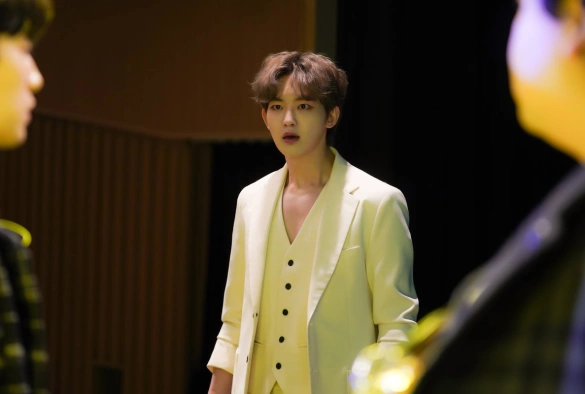 Кадр из дорамы Режиссёр, который покупает мне ужин