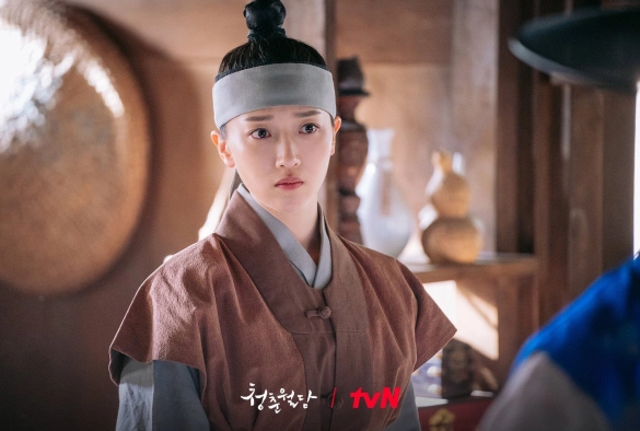 Кадр из дорамы Наша цветущая юность