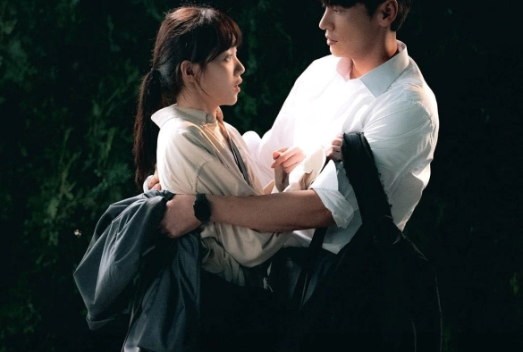 Кадр из дорамы Скажи мне, что это любовь