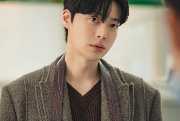 Кадр из дорамы Появился тот самый!