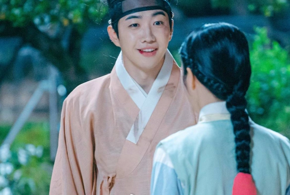 Кадр из дорамы Романтический гостевой дом