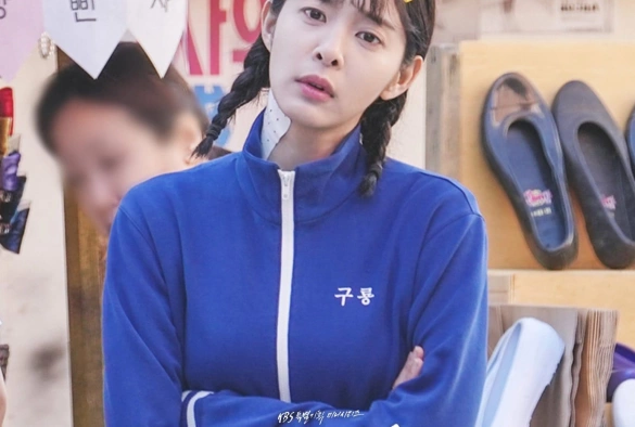 Кадр из дорамы Оазис