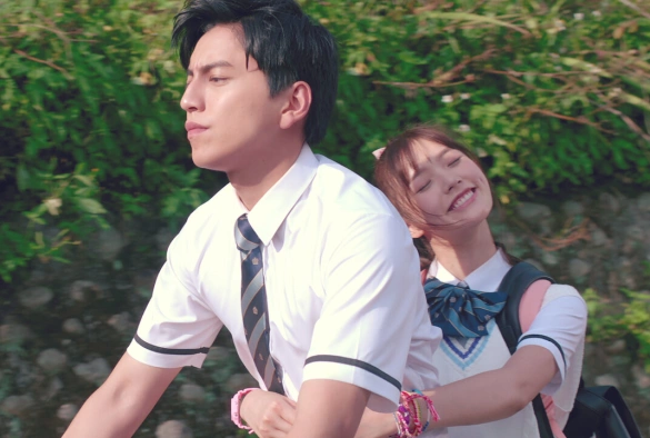 Кадр из дорамы Связанные поцелуем