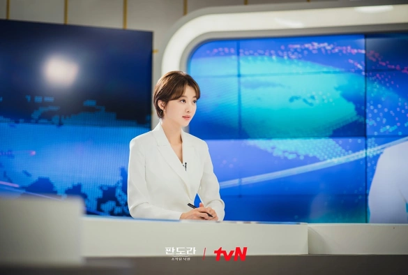 Кадр из дорамы Пандора: Фальшивый рай