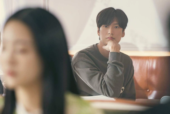 Кадр из дорамы Тоже