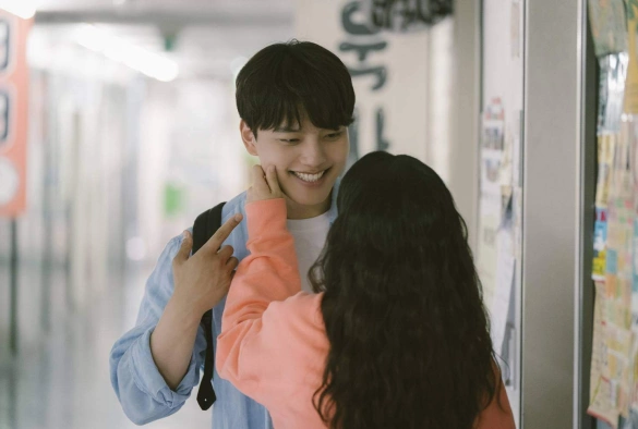 Кадр из дорамы Тоже