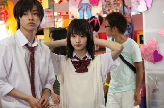 Кадр из дорамы Соседи по комнате