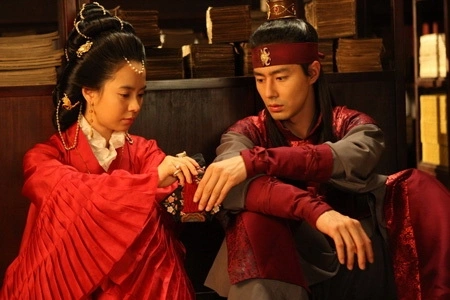 Кадр из дорамы Ледяной цветок