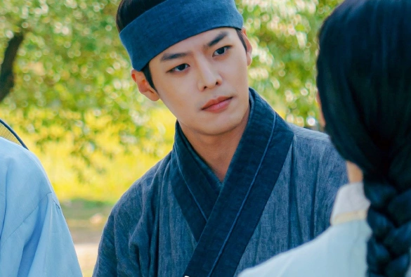 Кадр из дорамы Романтический гостевой дом