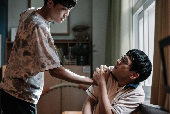 Кадр из дорамы Обязанности после школы 1 сезон