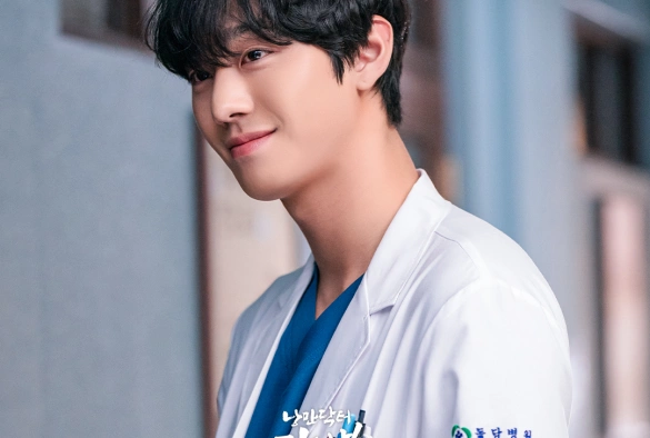 Кадр из дорамы Учитель Ким — доктор-романтик 3 сезон