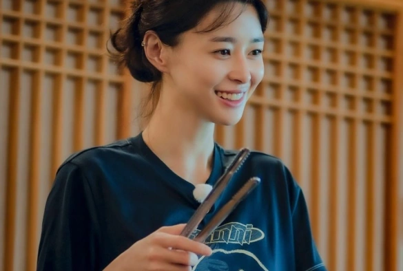 Кадр из дорамы Молодежный лагерь