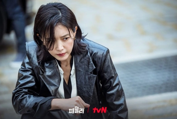 Кадр из дорамы Семья