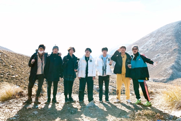 Кадр из дорамы BTS Бон Вояж 4 сезон