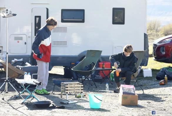 Кадр из дорамы BTS Бон Вояж 4 сезон