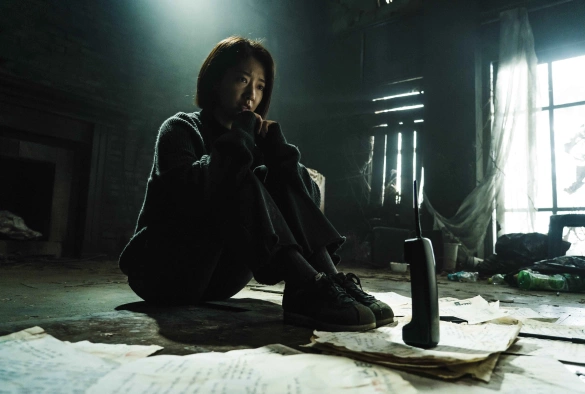 Кадр из дорамы Звонок из прошлого