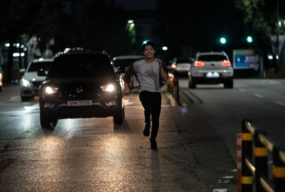 Кадр из дорамы Полночь