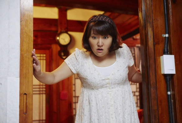 Кадр из дорамы Мисс бабуля