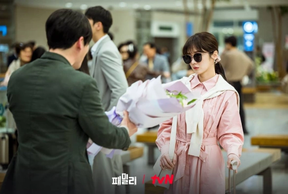 Кадр из дорамы Семья