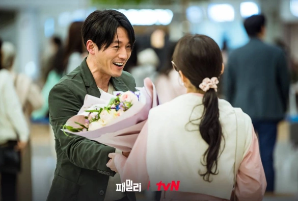 Кадр из дорамы Семья