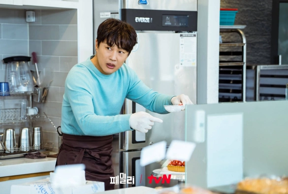 Кадр из дорамы Семья