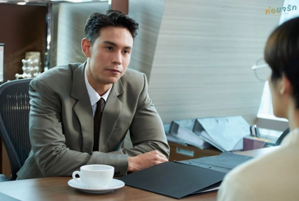 Кадр из дорамы Шаг за шагом