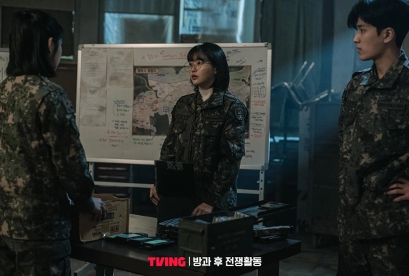 Кадр из дорамы Обязанности после школы 2 сезон