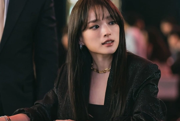 Кадр из дорамы Выгодная афера