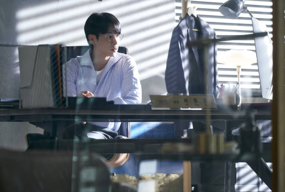 Кадр из дорамы Гонка