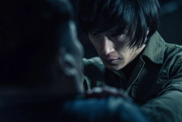 Кадр из дорамы Гангстер, коп и дьявол