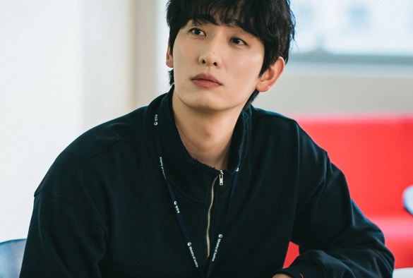 Кадр из дорамы Выгодная афера